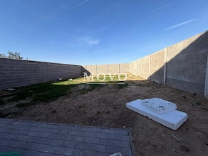 Duplex in Sanandrei | Toate utilitatile | Asfalt | Curte generoasa | - imagine 10