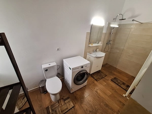 280 euro!!!Ap.cu 1 camera cu centrala proprie Zona Traian - imagine 9