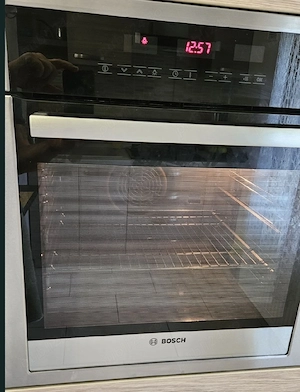 Dezmembrez vând cuptor electric BOSCH 