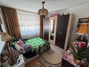 Apartament 2 camere, decomandat - zona Cetate - imagine 7