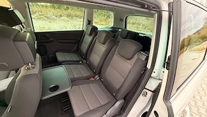 Volkswagen Sharan 2.0 140cp 7 locuri - imagine 5