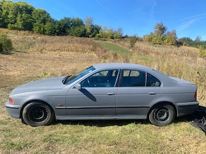Vând BMW Seria 5 E39 523i - imagine 2