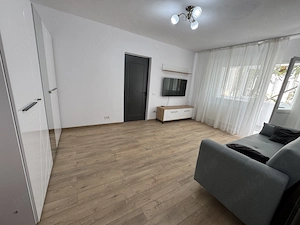 Închiriez apartament 2 camere cu centrală termică renovat complet  - imagine 3