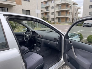 SKODA Octavia 1,9 TDI 110cp stare foarte buna. 262295 km corecti, climatronic. oglinzi incalzite - imagine 8