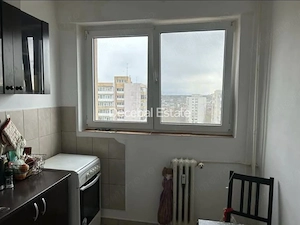 Metrou 1 Decembrie - Apartament 2 camere decomandat, spatios, stradal - imagine 5