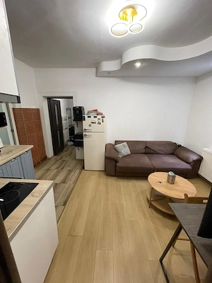 Vand apartament 2 camere - imagine 4