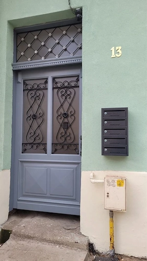 Vand apartament 2 camere - imagine 8