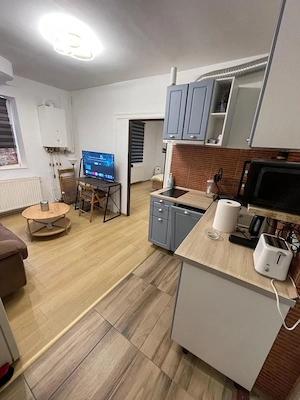 Vand apartament 2 camere - imagine 5