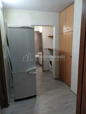 2 - camere - zona 9 Mai -Marasesti- decomandat - total mobilat si utilat - imagine 4