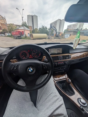 Bmw E90 320d M47 distribuite în fața  - imagine 2