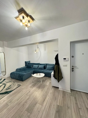 Apartament 3 camere bloc nou et 8 - imagine 4