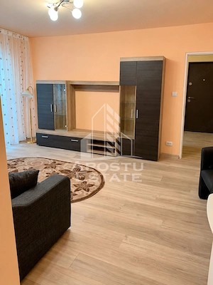 Apartament de vanzare cu 2 camere, etaj intermediar, zona Dambovita - imagine 2