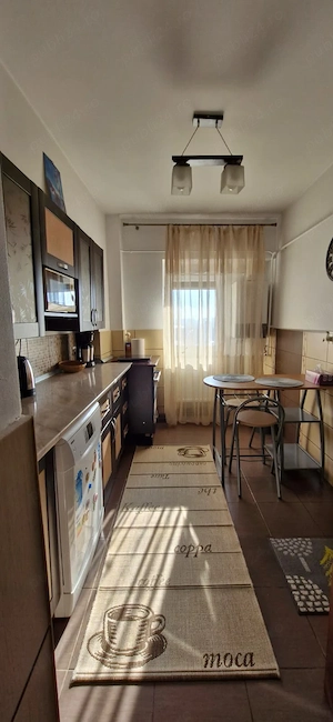 Apartament 2 camere decomandate in zona Garii. - imagine 7