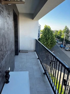 3 Camere - 70 Mp + Terase -Aradului Selgros - imagine 9