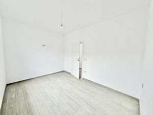 Duplex 3 camere - acces facil - zona asfaltata - Mosnita - imagine 12