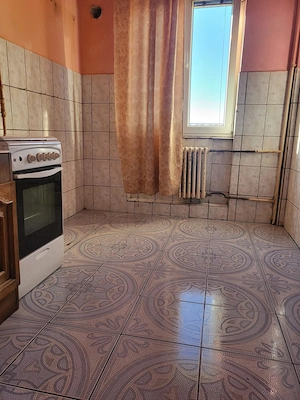 Vând apartament 2 camere-arad centru