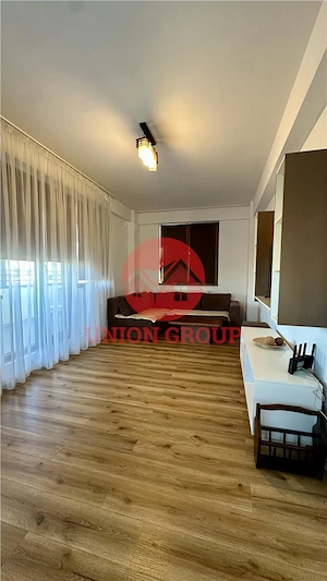 Penthouse cu Terasa Impresionanta in zona Capitol - imagine 2