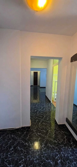 Apartament 3 camere zona 1 Decembrie 1918 -  Piata Minis - imagine 8