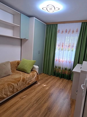 🏡 Apartament 3 camere, decomandat | Zona Sf. Vasile - imagine 4