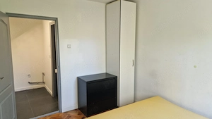 Dau un chirie ap 2 camere 50 m2 cu balcon - imagine 3