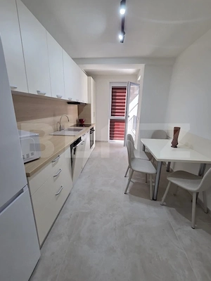 Apartament 3 camere, 71 mp, zona Aradului - imagine 2