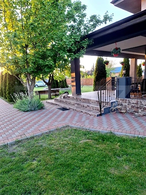Casa 4 camere, 200 mp util, 1300 mp teren in proprietate, Sculeni - imagine 6