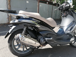 Vând scuter Piaggio Beverly 300i, 2010, 36000 km.  - imagine 2