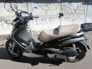Vând scuter Piaggio Beverly 300i, 2010, 36000 km.  - imagine 5