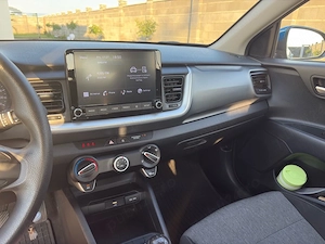 Vand Kia Stonic cu garantie  - imagine 4