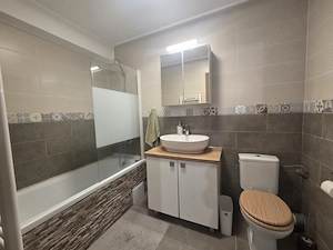De vânzare apartament 3 camere zona Vivo - imagine 11