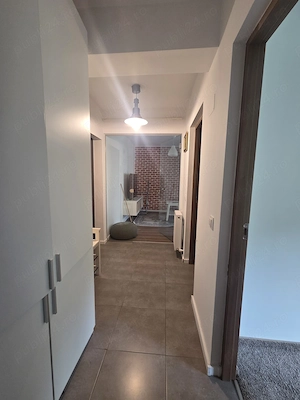 De vânzare apartament 3 camere zona Vivo - imagine 9