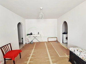 Apartament 2 camere renovat 2025, 47 mp  | Centrala si balcon– Cartierul Mioritei - imagine 3