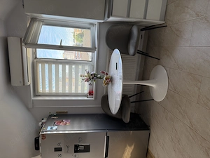 Proprietar vand apartament 2 camere, decomandat, modern zona Dambu Pietros - imagine 3