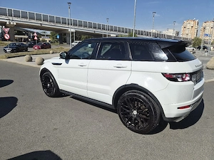 Range Rover Evoque 2.0 Si4 benzină   Automată   180.000 km  facelift 2018 - imagine 3
