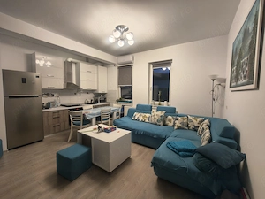 Inchiriez apartament cu 3 camere cu loc parcare acoperit zona fostelor unitati militare