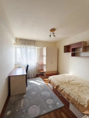 Apartament 4 camere, 89 mp , zona Centrala - imagine 3