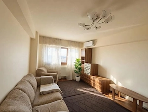 Apartament 4 camere, 89 mp , zona Centrala - imagine 2