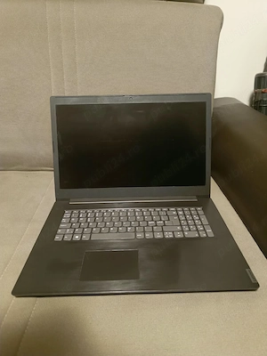 Vand laptop Lenovo 17.3