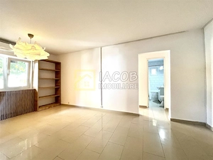 Spatiu birouri, partial mobilat, zona Ana Ipatescu - Bistrita Lac, str. 1 Mai - Bacau - imagine 3