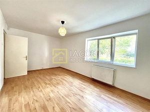 Spatiu birouri, partial mobilat, zona Ana Ipatescu - Bistrita Lac, str. 1 Mai - Bacau - imagine 7