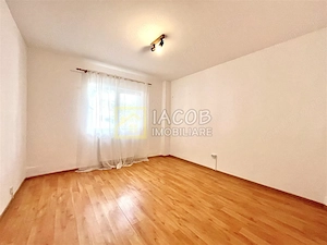 Spatiu birouri, partial mobilat, zona Ana Ipatescu - Bistrita Lac, str. 1 Mai - Bacau - imagine 11