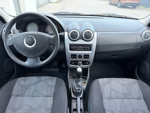 Dacia Logan Model Laureat 1.2 16V 2011 Primul Proprietar 40.000Km Reali 100% - imagine 3