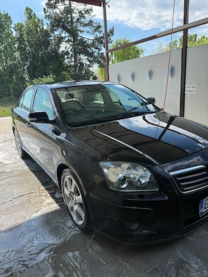 Vand Toyota Avensis  - imagine 2