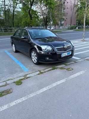 Vand Toyota Avensis 