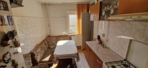 Apartament 3 camere, 75 mp, zona Brazda lui Novac - imagine 8