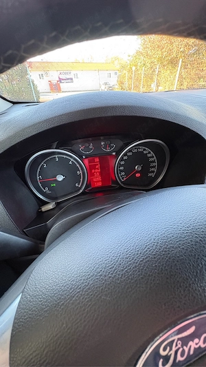 Ford Galaxy 2008 | 2.0 TDCi 140 CP | 103 kW | Manuală | 7 locuri - imagine 3