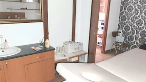 Spatiu comercial salon de infrumusetare mobilat- Traian - imagine 6