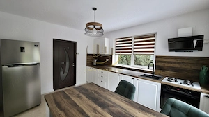 Casă individuală | 4 dormitoare | Teren 850 mp | Garaj dublu - imagine 4