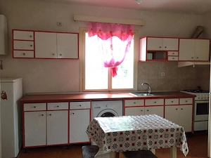 Inchiriez casa cu 2 camere  - imagine 3