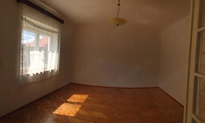 Inchiriez casa cu 2 camere 